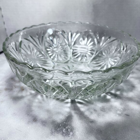 Vtg 60's Clear Pressed Glass Serving Bowl Starburst Design Mid Century Modern - Picture 1 of 6